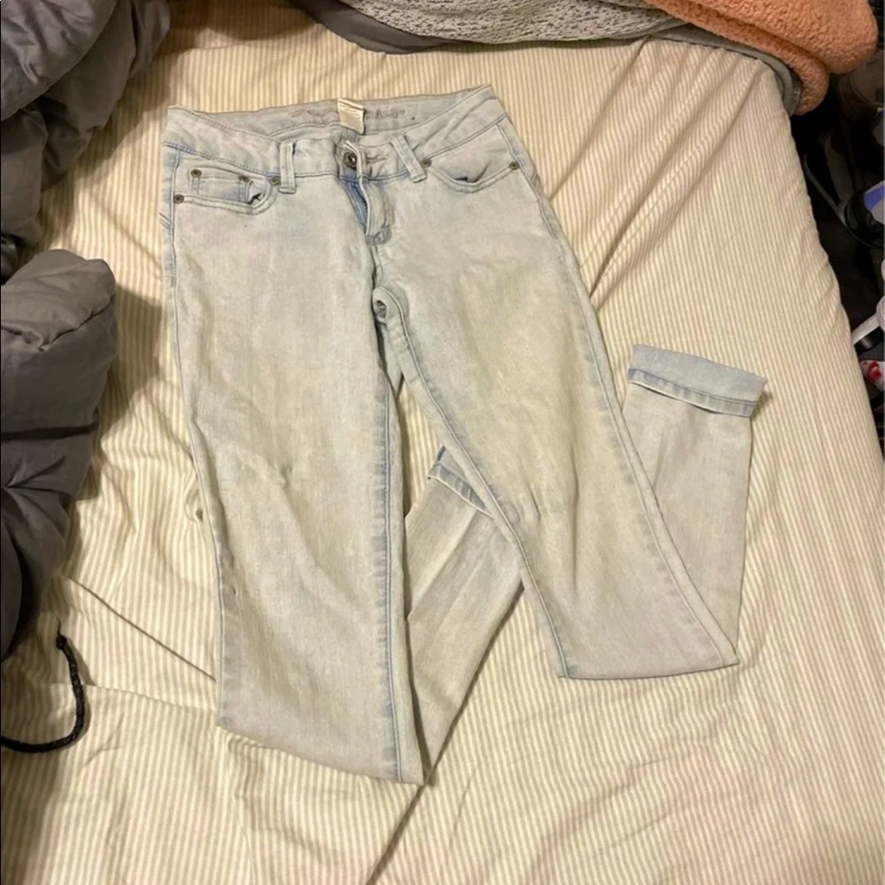 jeans
